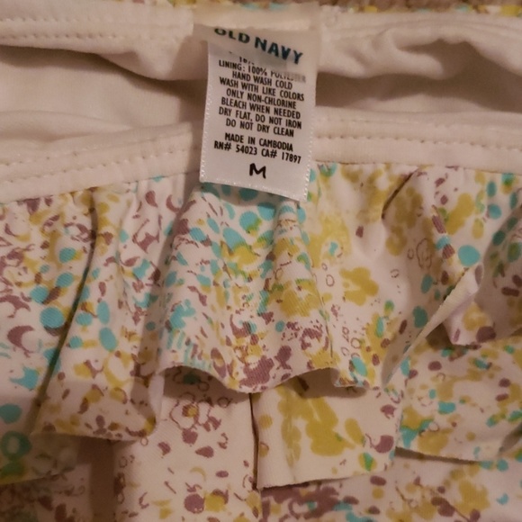 Old navy bikini - Picture 2 of 4